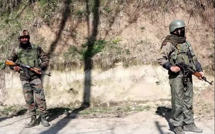 Jaish terrorists arrested in Jammu and Kashmir's Kupwara; grenade, cash seized