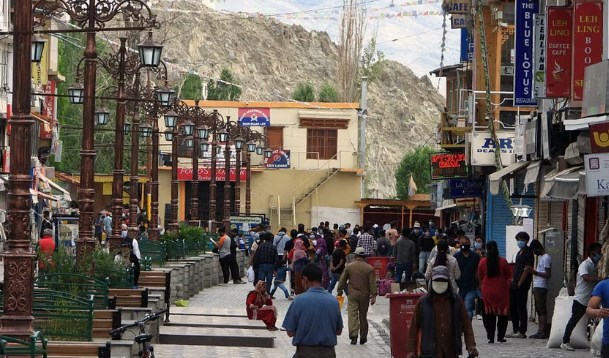 Ladakh set for big fight as poll campaigning for LAHDC elections ends