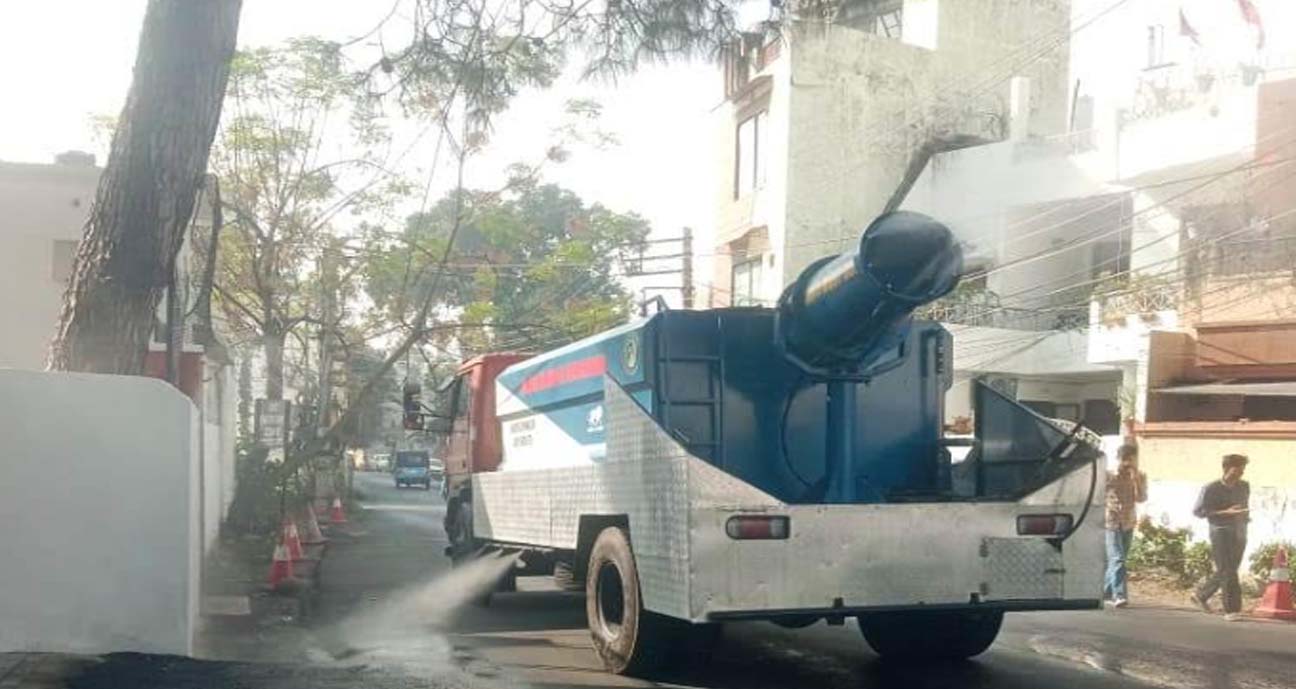 JMC launches newly procured Antismog Guns to mitigate dust pollution in high vehicular traffic zones