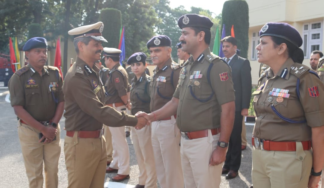 Enhance capabilities of working & functioning to deliver better: DGP J&K to Police officers