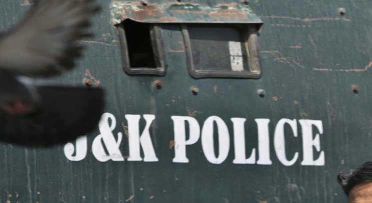 Police busts LeT terror module in Budgam, 05 arrested Incriminating materials, arms/ammunition recovered