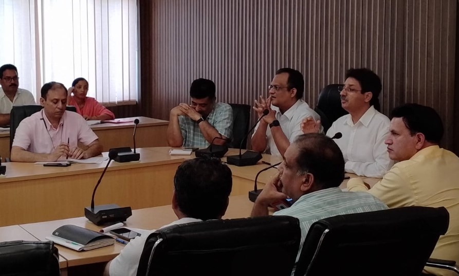 MD JPDCL directs timely billing of all Smart metered consumers, setting up of Helpline numbers to address complaints