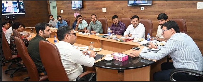 Director Information J&K reviews functioning of District Information Centres