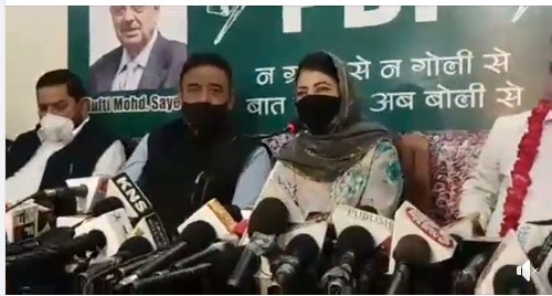 Mehbooba Mufti says only motive behind Article 370 move seems to loot J&K
