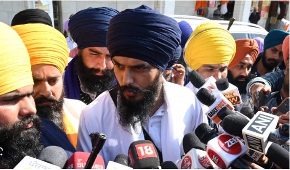 Couple held in Jammu for links with Amritpal, 2 bodyguards’ arms licenses traced to Kishtwar, Ramban