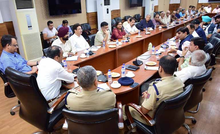 Div Com discusses public concern over Smart meters with civil society, JPDCL