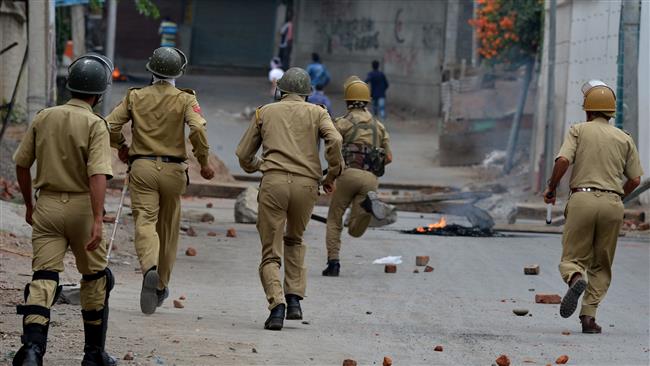 One killed Several others Injured in Clashes in Search operation in Shopian 