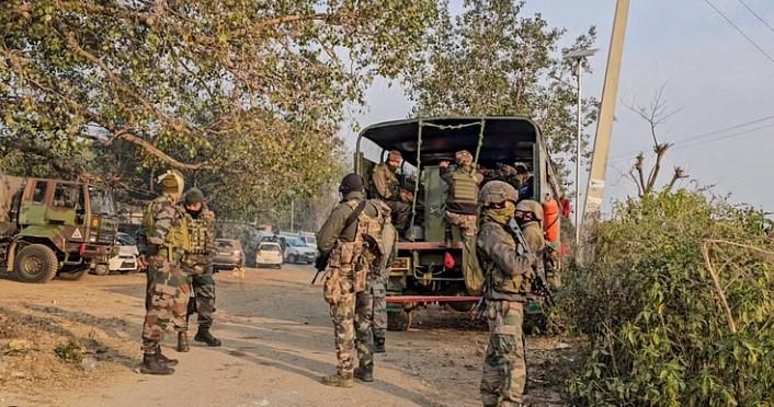 Search launched in J-K's Kathua after reports suspicious movement of people