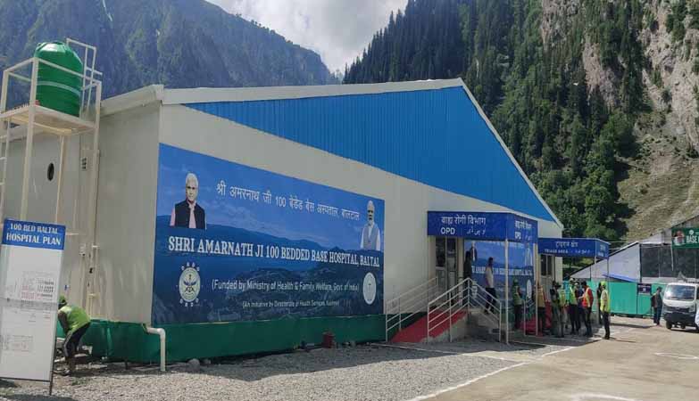 Lt Governor inaugurates 100-Bedded Base Hospitals at Baltal and Chandanwari