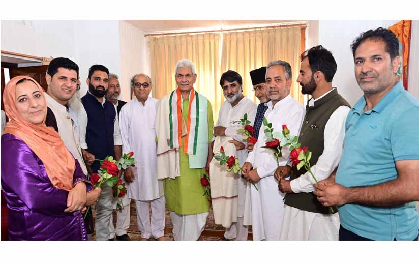 Delegation of Gandhi Global Family calls on Lt Governor  