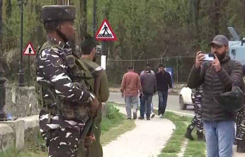 J&K: Blast in car at Boulevard Road in Srinagar; no casualties reported