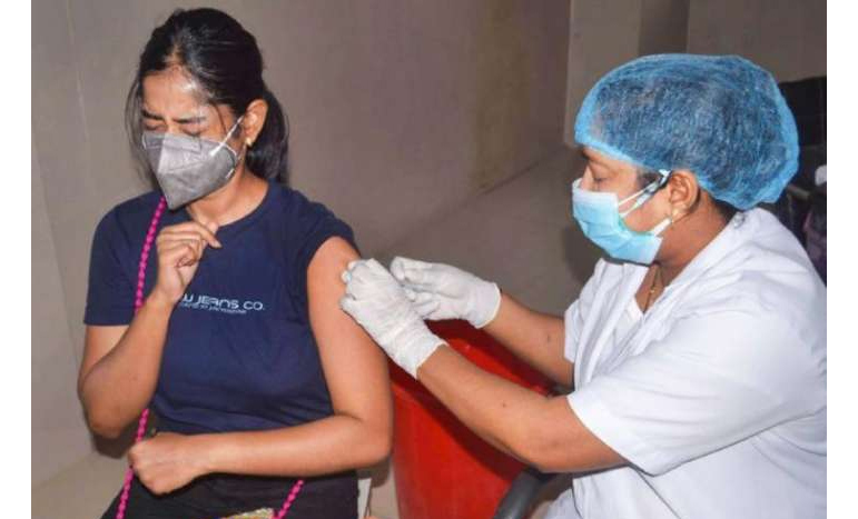 India achieves single-day vaccination milestone with over 1 crore doses; PM Modi says momentous feat