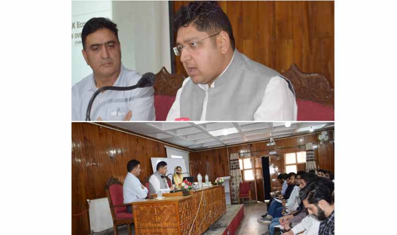 Dr Langer delivers lecture to JKAS trainee officers at IMPARD