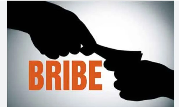 ACB arrests clerk of DIC Kupwara for accepting bribe