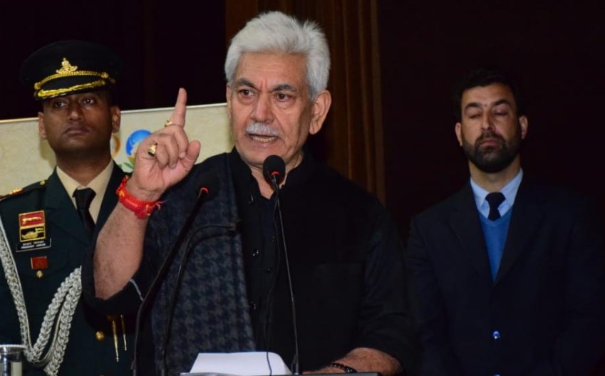 Administration has taken important steps to boost handicraft and handloom sector: LG Sinha