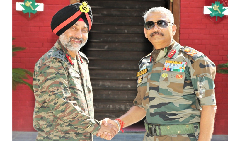 Lt Gen DP Pandey hands over command to Lt Gen Amardeep Singh Aujla
