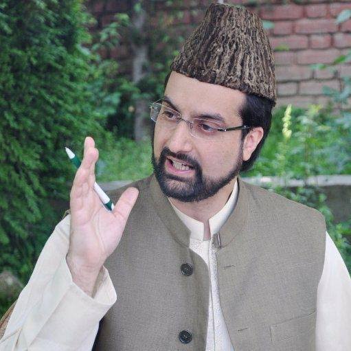 Hurriyat in favour of development, not against people of India: Mirwaiz 