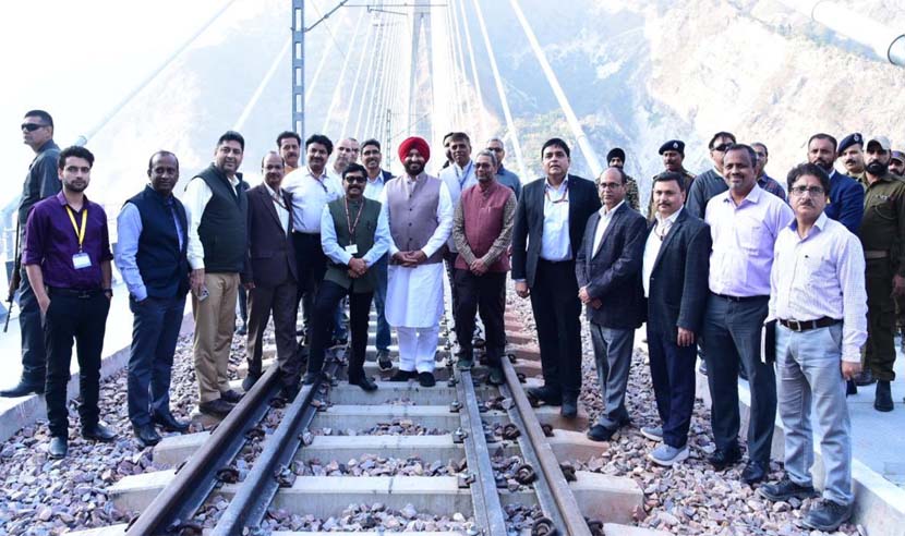 Kashmir to Delhi Vande Bharat Express to be inaugurated by PM Modi in January: MoS Railways