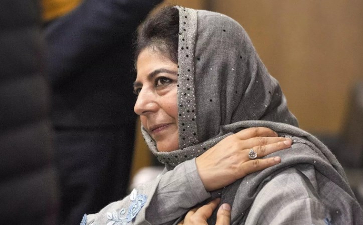 Karnataka has shown a ray of hope: Mehbooba Mufti