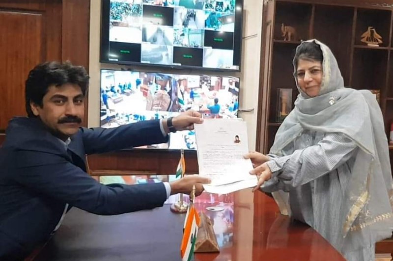 Mehbooba files nomination, says LS polls aimed at restoration of dignity