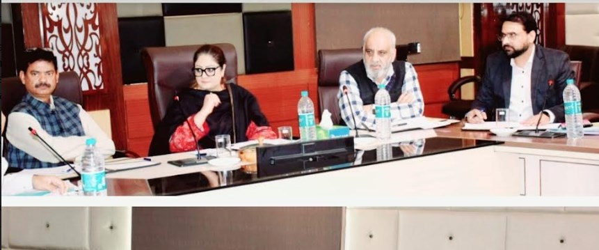 VC KVIB chairs performance review meeting of Jammu division