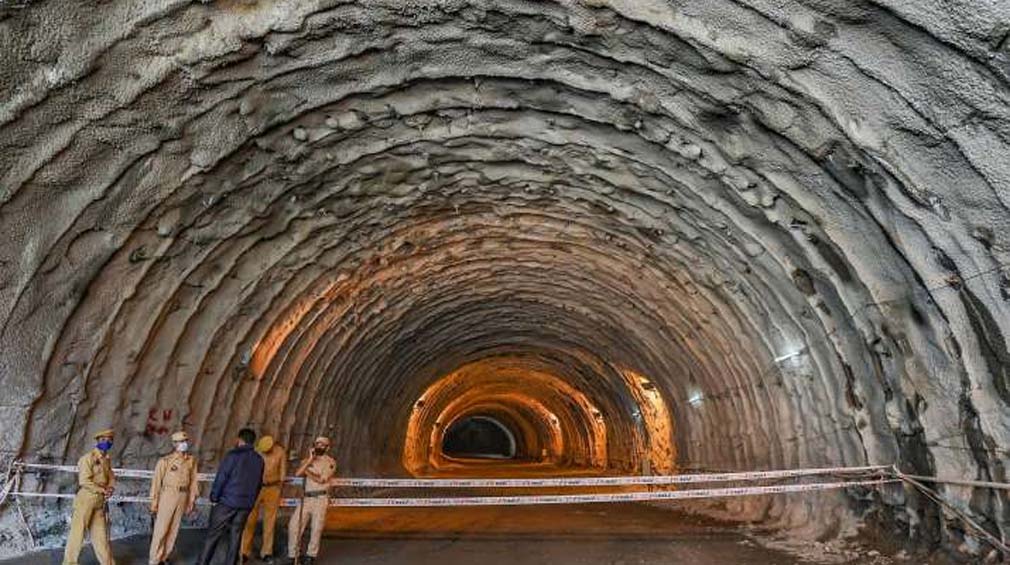 Z-Morh tunnel on Srinagar-Leh highway to be inaugurated next month: Gadkari