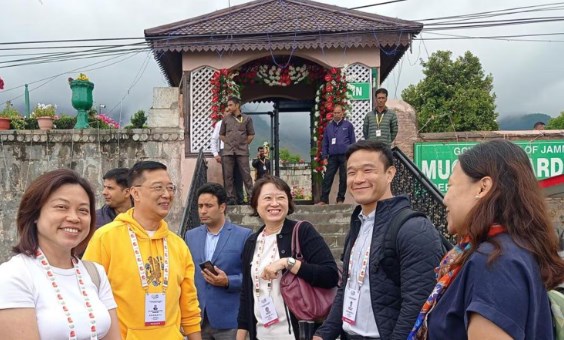 G20 delegates tour Srinagar city in a bid to see ‘changed Kashmir situation’