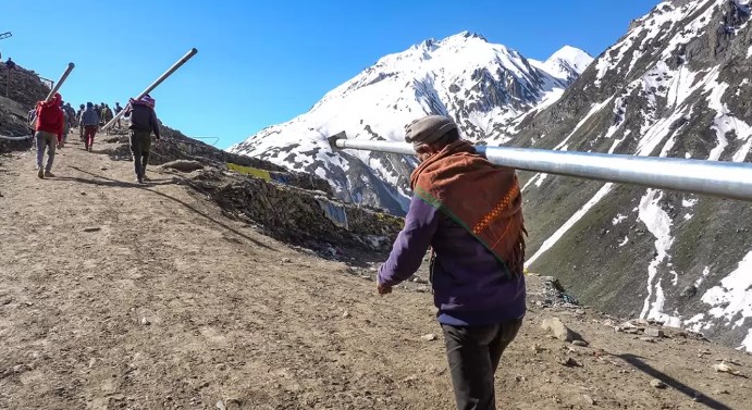 MHA to hold final security review for Amarnath Yatra today