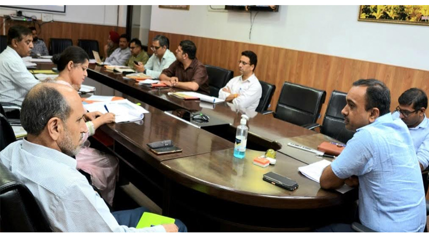 Div Com reviews progress on JMRDA Projects; discusses additional projects to be taken up