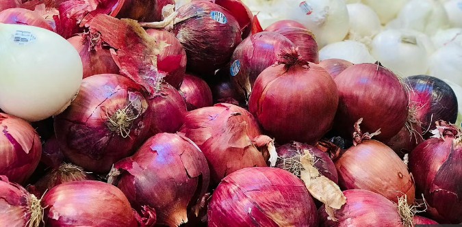 Govt bans export of onions with immediate effect