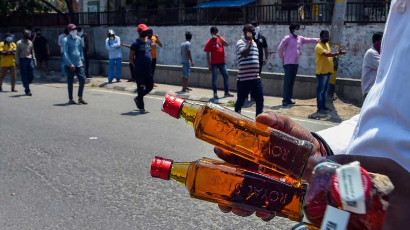 Delhi government permits home delivery of liquor via website, app