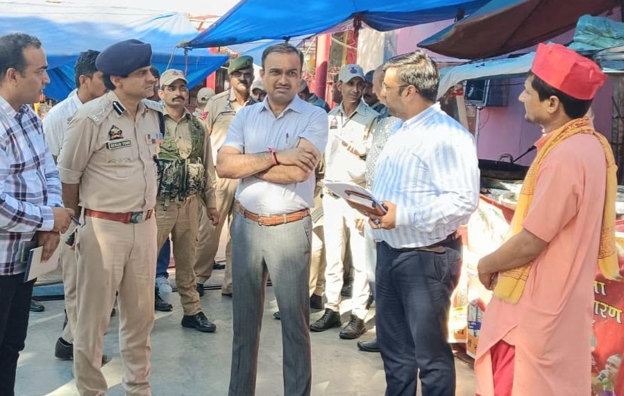 Div Com inspects Shri Amarnathji Yatra arrangements at Kathua & Samba