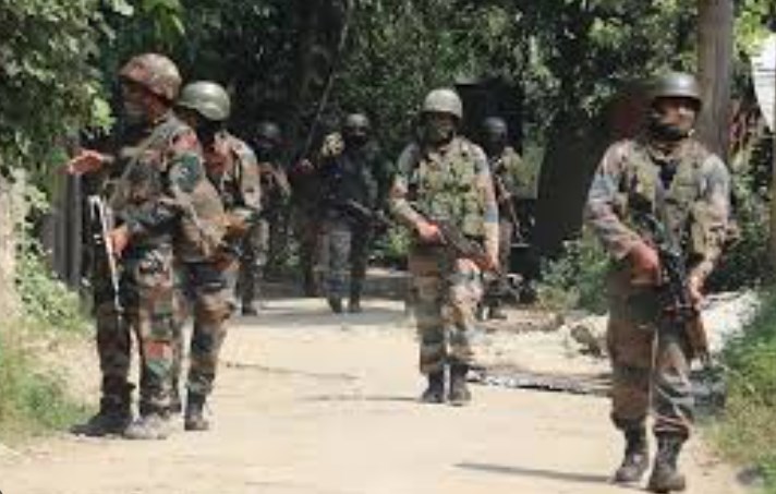 J&K: One terrorist killed in encounter with security forces in Shopian