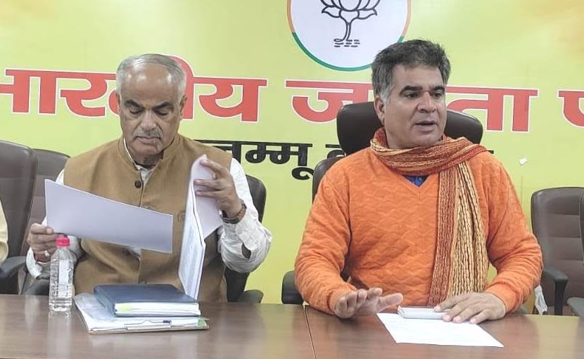 Youth should register themselves as voters in special summary revision: Ravinder Raina