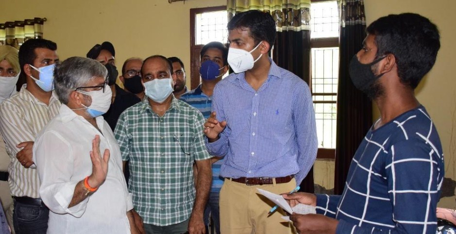 DC Jammu listens to public grievances at Panj Grain