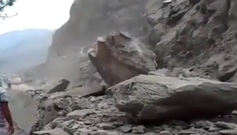 Traffic on Jammu-Srinagar national highway suspended