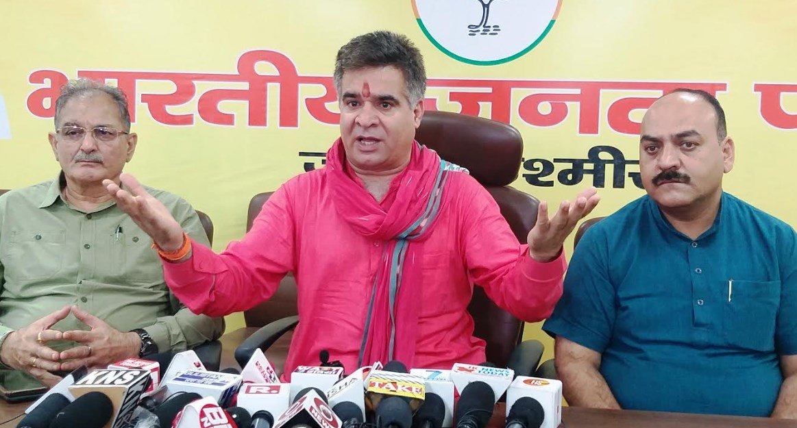 Tiranga to fly with full grace and enthusiasm in J&K: Ravinder Raina