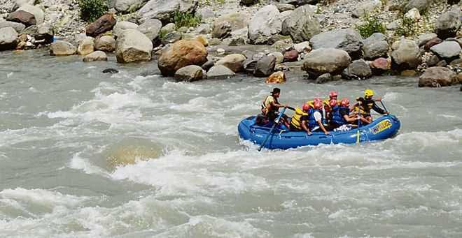 Female participant, Tourism AD die, 8 others Injured as boat Capsizes in rafting expedition