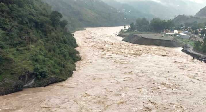 J&K: Chenab River water level rises due to heavy rainfall