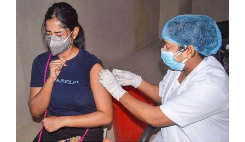 Conduct special vaccination sessions for destitute, vagabonds: Centre to states