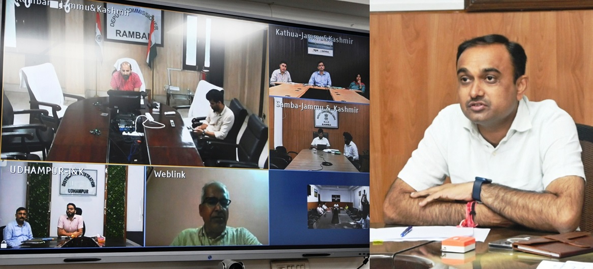 Div Com Jammu directs DCs to increase lodgement capacity, activate EOCs