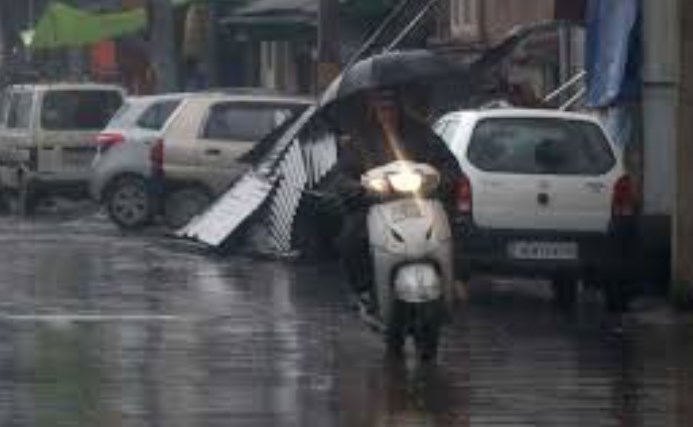 MeT forecasts dry weather today, rains & thunderstorm over weekend in J&K