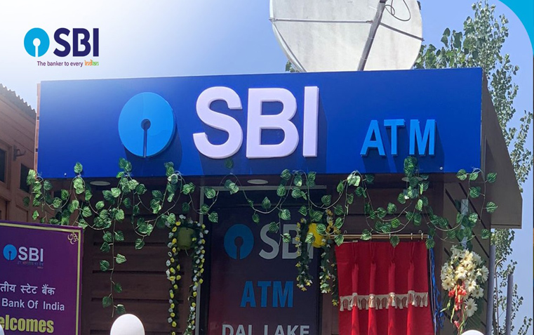 SBI opens floating ATM on a houseboat in Srinagar's Dal Lake for locals and tourists