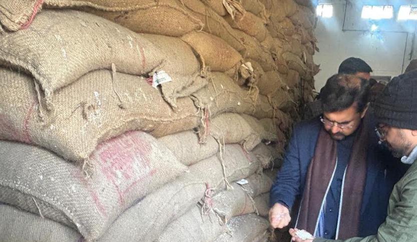 Satish Sharma conducts surprise visit of FCI godowns, emphasises quality food grains for public distribution