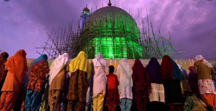 No large gatherings to be held on Shab-e-Baraat eve in Kashmir: DC Sgr