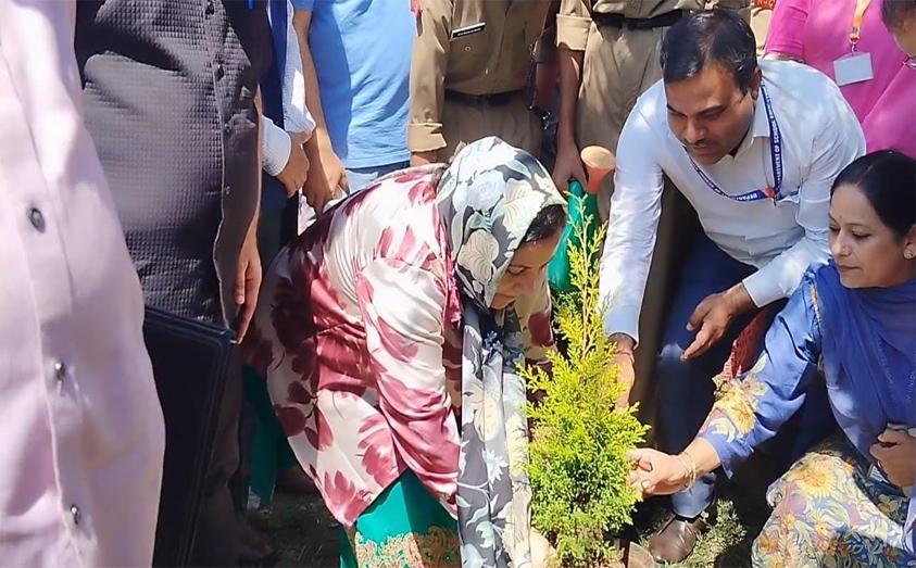 Amid ‘One Student-One Tree’ call, Sakeena Itoo launches mega plantation drive from Jammu