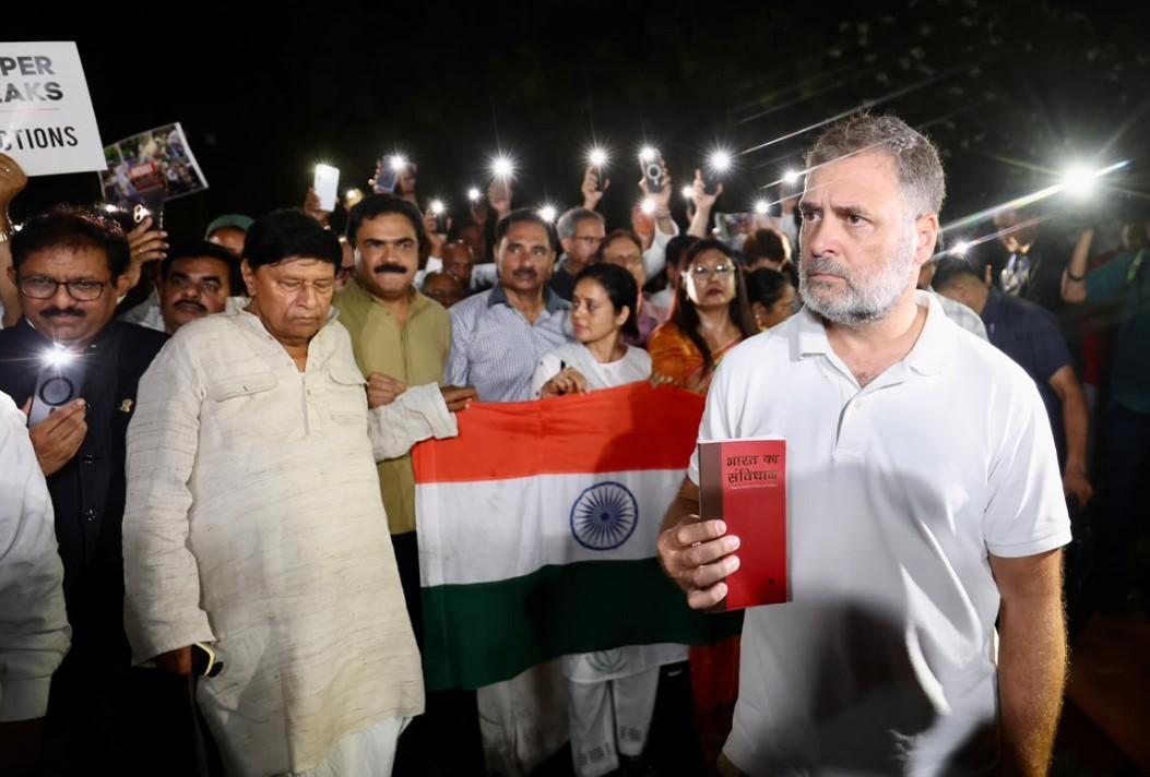 At Gandhi Smriti, Rahul reiterates demand to sack Pradhan, calls on govt to accept CJP's demand