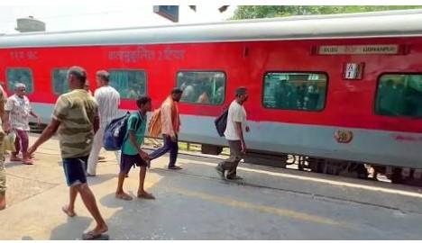 Passengers stranded in Jammu, Katra as 4 trains cancelled ahead of CJP protests