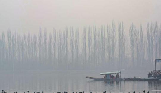 Kashmir records severe cold; Shopian coldest at minus 6.4°C