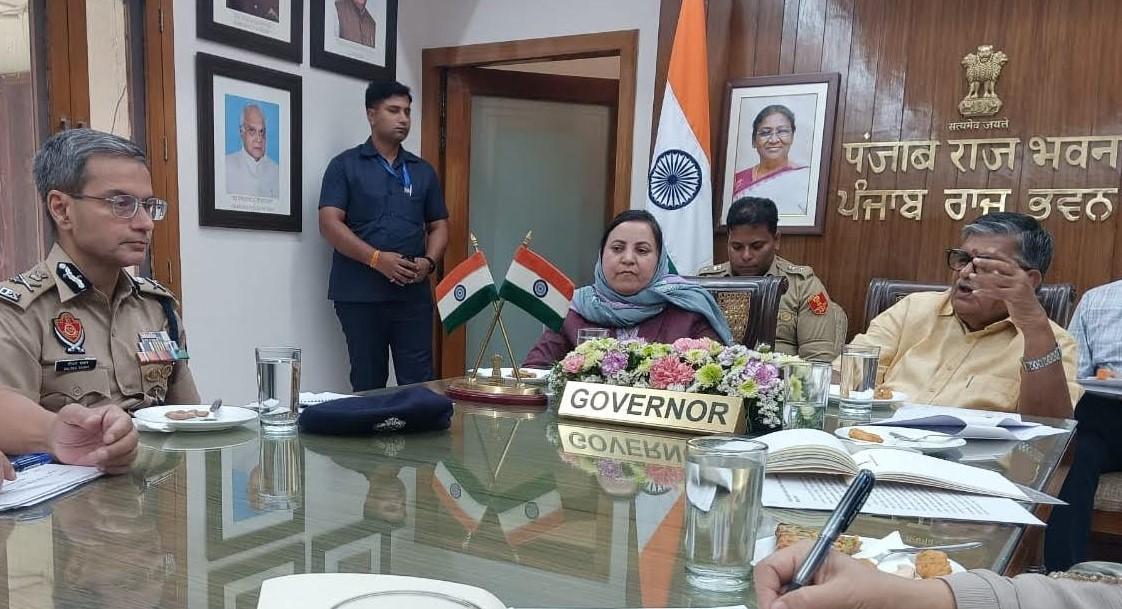 Sakeena Itoo calls on Punjab Governor; raises issues of J&K students, business community in wake of Pahalgam attack